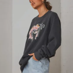 MTV Sweat - Washed Black -Stylo Craze Sales Store 3de8a869f00742d889327e5aff329621