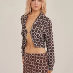 Cobain Crop Shirt - Chocolate Geo -Stylo Craze Sales Store 47edabe202d94efe8e653623ae98c647 206732af 0580 4658 ab80 1f6fddd73621 scaled