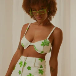 Start Over Crop - Green Wild Poppies