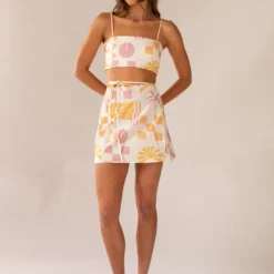 Sitting In The Sun Crop Top - Under The Palms -Stylo Craze Sales Store 7265fe77b8534663a6a8ca1f55602ab2