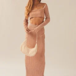 Gwen Two-Tone Knit Skirt - Terracotta 8 Gwen Two-Tone Knit Skirt - Terracotta -Stylo Craze Sales Store 7af6a3df767a4d1c82222e381dec708d