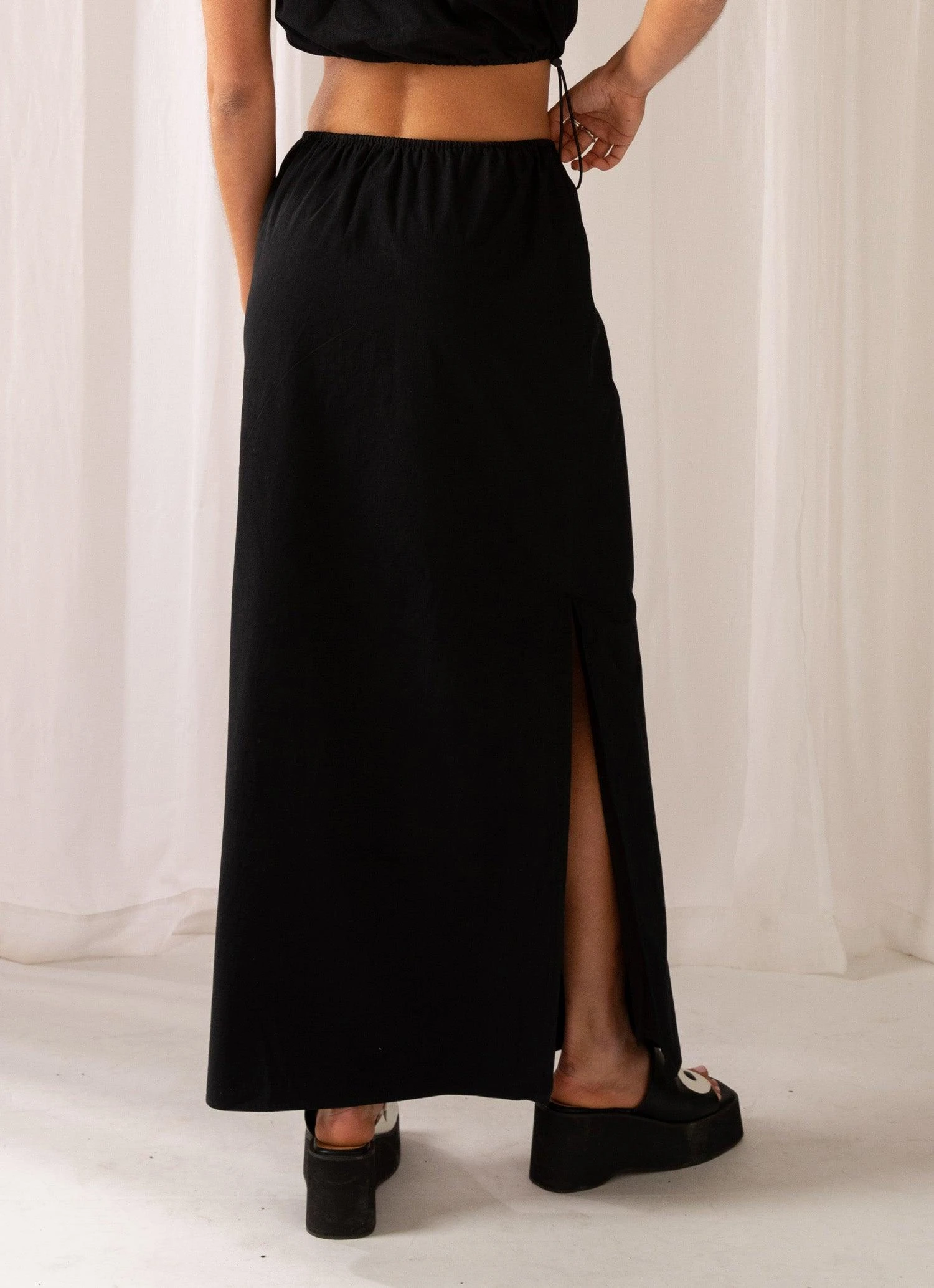 I'm Totally Buggin Cargo Midi Skirt - Black 5 I'm Totally Buggin Cargo Midi Skirt - Black - Image 5