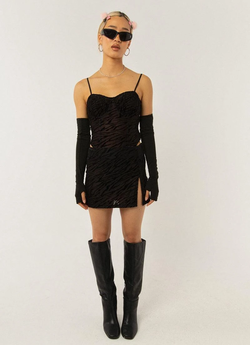 Lift Me Up Mini Skirt - Burnout Black 3 Lift Me Up Mini Skirt - Burnout Black - Image 3