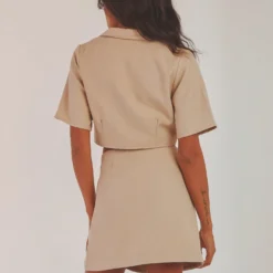 New York City Cropped Blazer - Taupe -Stylo Craze Sales Store ac4a336849634f4f99007ef34ffce8ef scaled