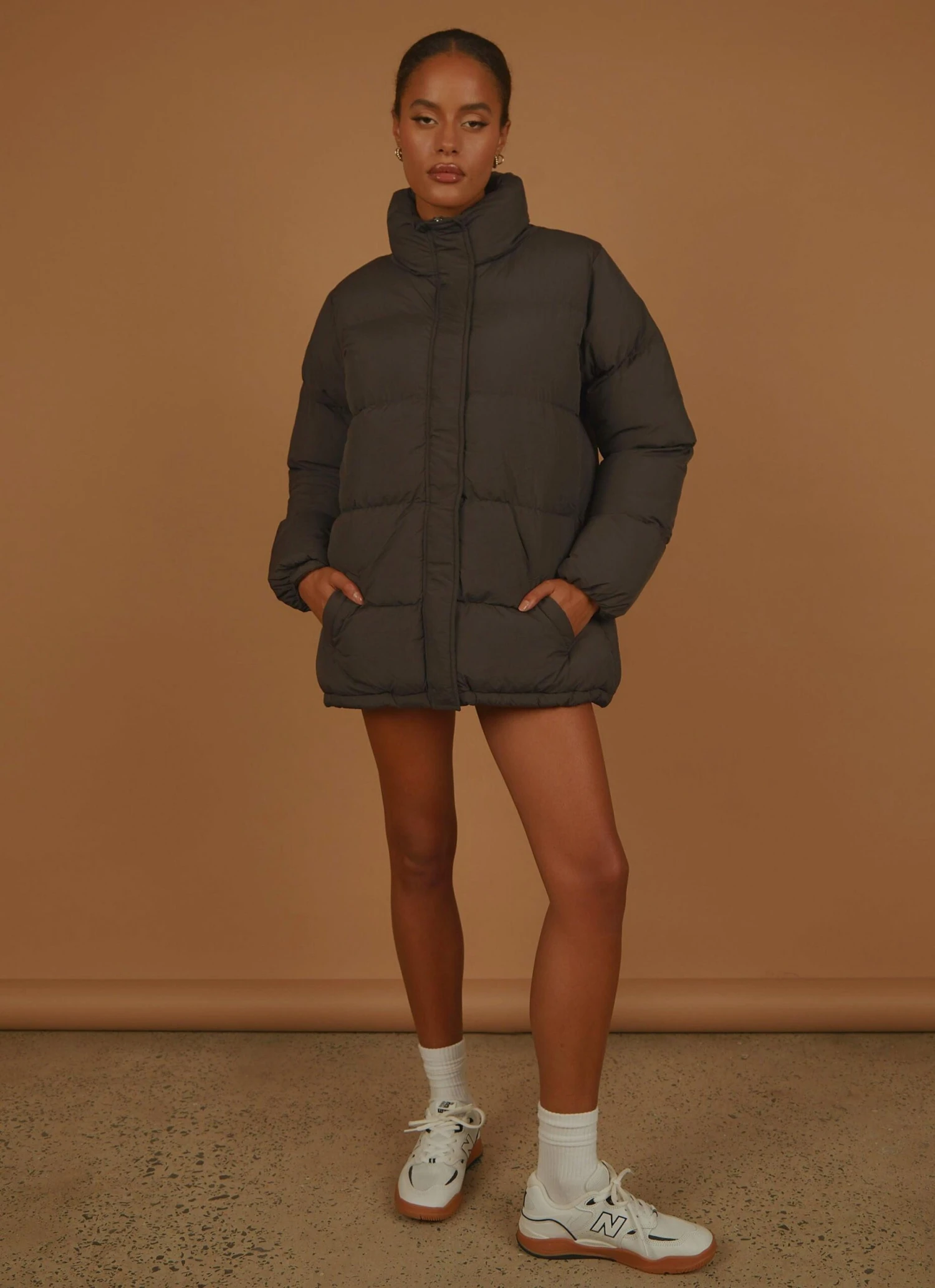 Topher Longline Puffer - Coal 4 Topher Longline Puffer - Coal - Image 4
