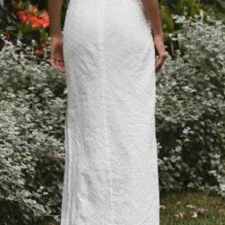 Georgia Peaches Broderie Maxi Skirt - Whisper White -Stylo Craze Sales Store dac1ecf0f8c243b5b840931dda74afd2 scaled