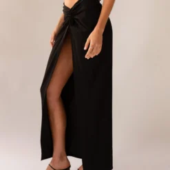 Taking Charge Maxi Skirt - Onyx -Stylo Craze Sales Store e8fb3dc7d4464510b41e275c709c7f9e