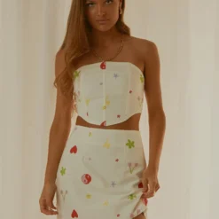 Morning Market Mini Skirt - 90s Motif -Stylo Craze Sales Store f53bdcdd278143a88d1cdea9f88086de scaled